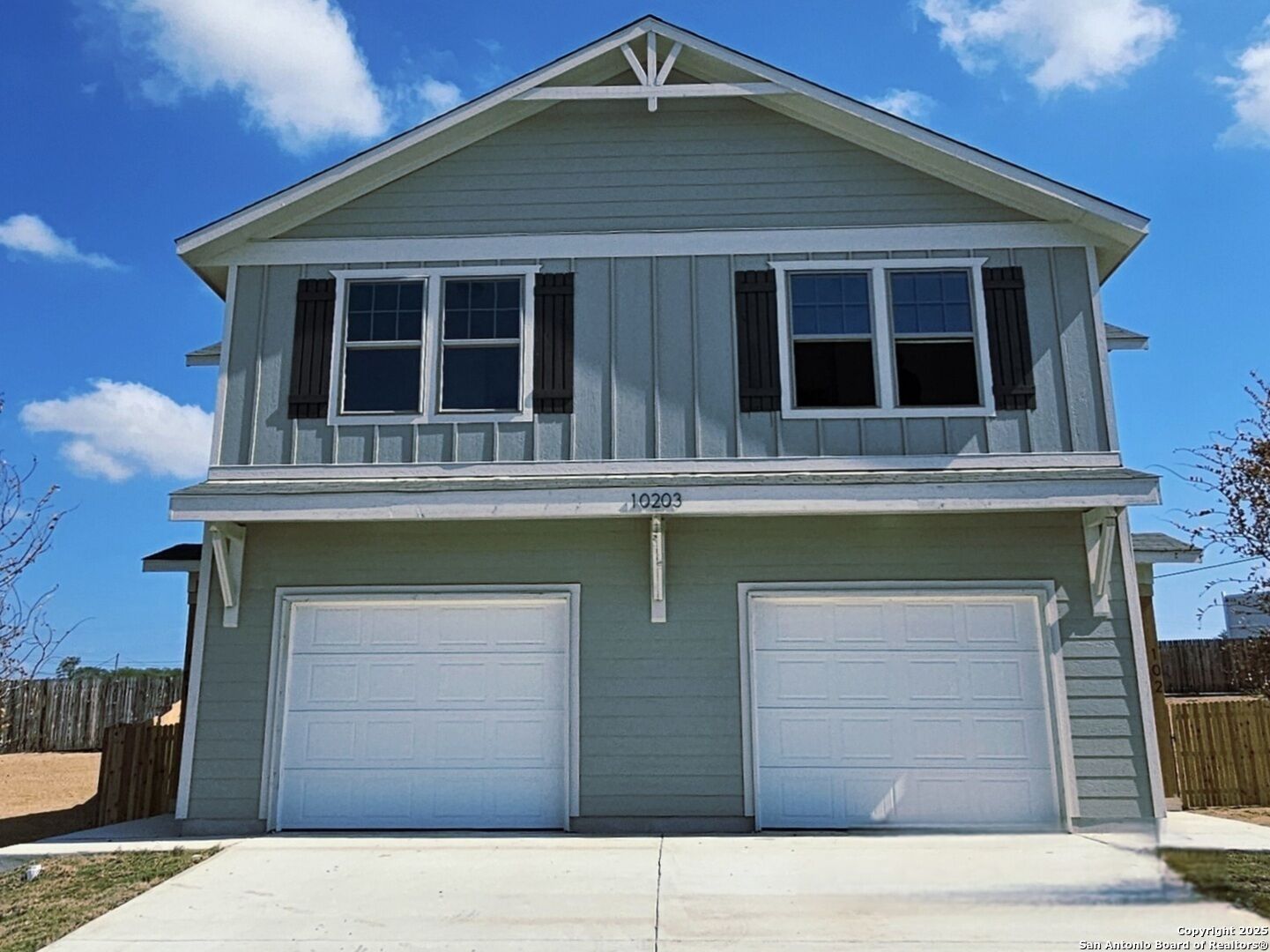 Property Photo: 10203 Tulipwood Run 101 TX 78252