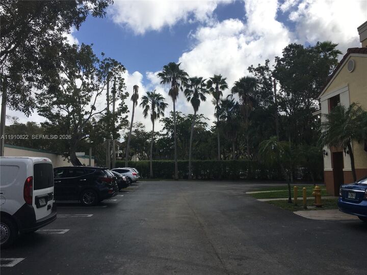 Property Photo:  12605 SW 91st St 103  FL 33186 
