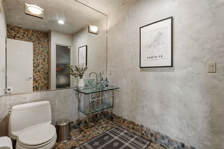 Property Photo: 1012 Marquez Pl 206B NM 87505