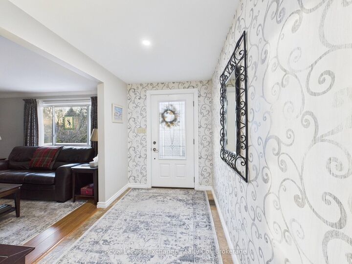 Property Photo:  423 Adelaide Street  ON N2Z 2W6 
