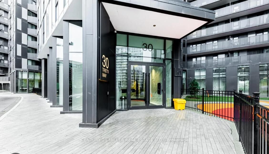 Photo de la propriété:  30 Tretti Way 1104  ON M3H 0E3 