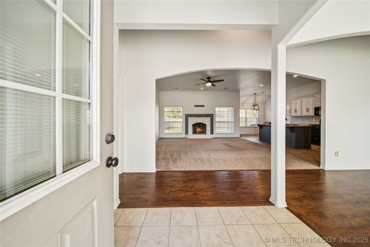 Property Photo:  2108 E Princeton Street  OK 74012 