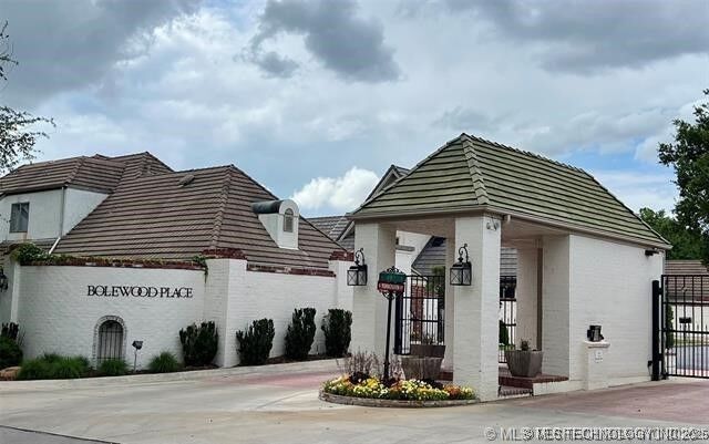 Property Photo:  4823 S Zunis Avenue  OK 74105 