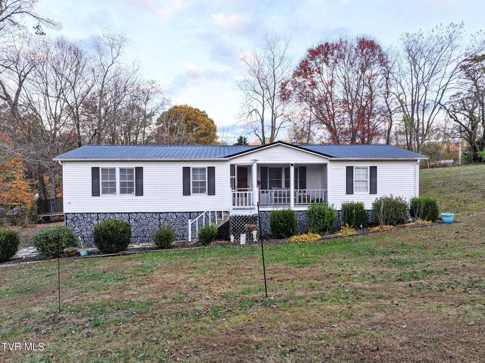 Property Photo:  114 Paul Mathes Road  TN 37641 