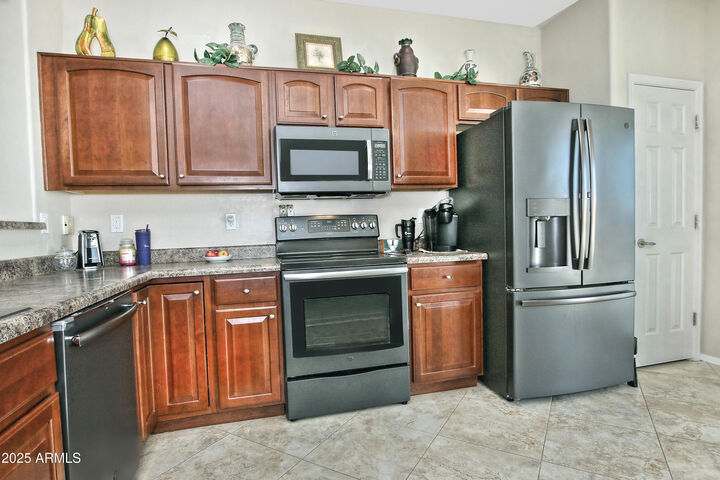 Property Photo:  8176 S Pioneer Court  AZ 85118 