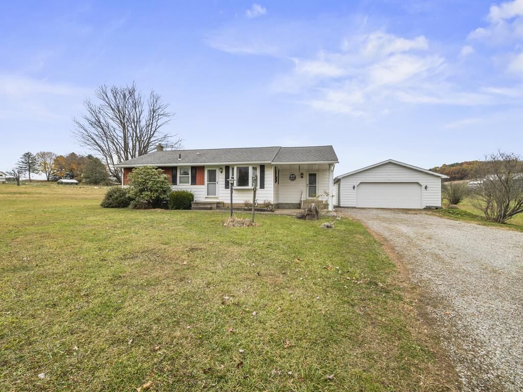 Property Photo: 5623 Route 208 PA 16232