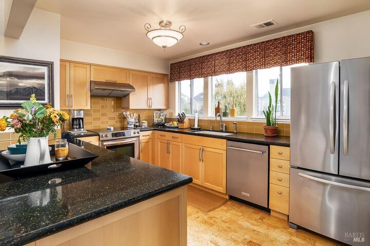 Property Photo:  38 Creekside Court  CA 94925 