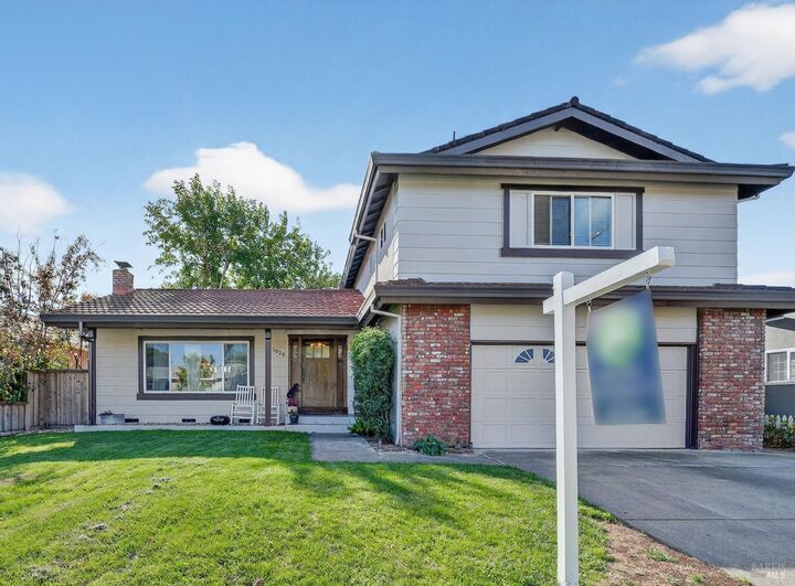 Property Photo: 1020 Catalpa Way CA 94954