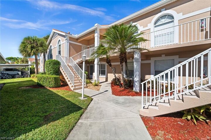 Property Photo:  3940 Leeward Passage Ct 102  FL 34134 