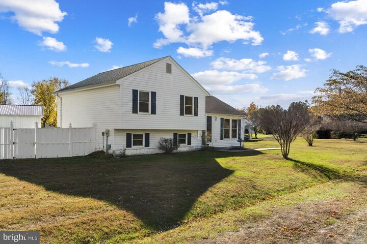 Property Photo: 1916 Stevens Drive MD 21619