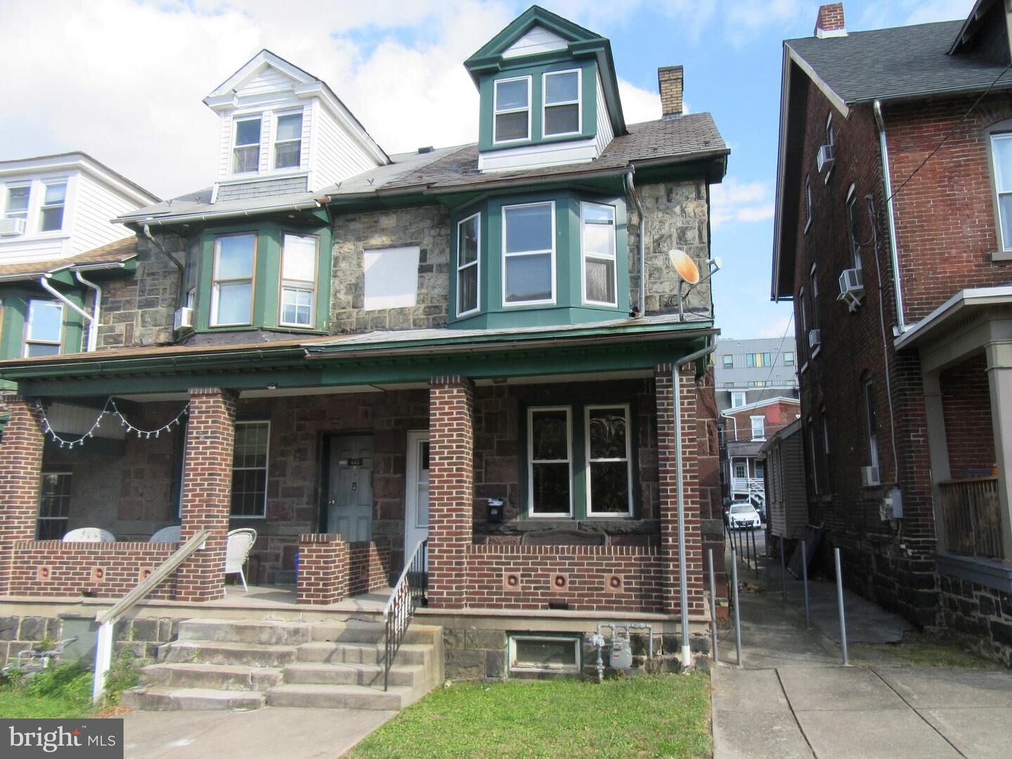Property Photo:  445 Montclair Avenue  PA 18015 