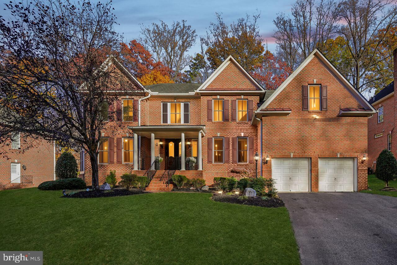 Property Photo: 11033 Daybreak Ct MD 20852