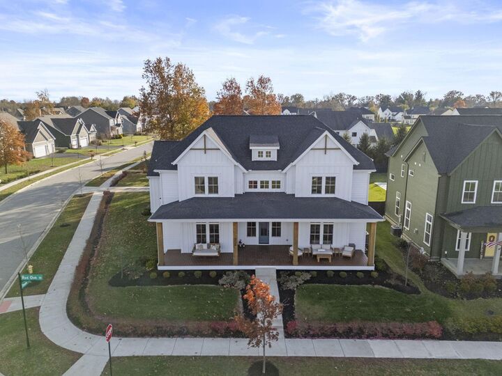 Property Photo: 2320 Red Oak Street OH 43035