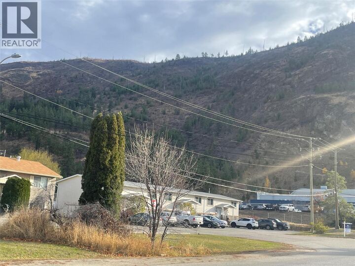 Photo de la propriété: 2745 Cameron Road BC V1Z 3K5