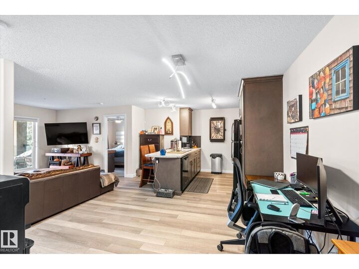 Photo de la propriété:  #257 7805 71 St NW  AB T6B 3V6 