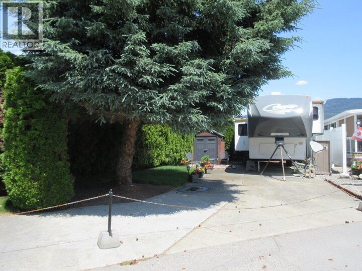 415 Commonwealth Road 144 — photo 1