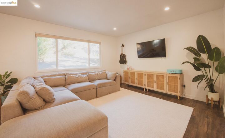 Property Photo: 20585 Charlotte Ct. CA 95372