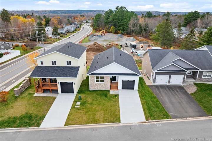 Property Photo:  12 Briar Brook Place  NB E3A 3N1 