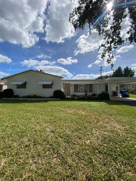 Property Photo: 6464 NW 20th Ct FL 33063