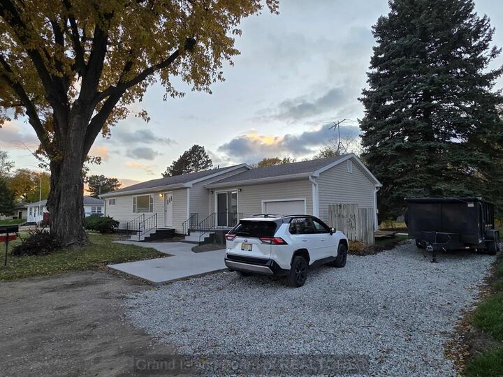 Property Photo:  206 Wetzel  NE 68801 