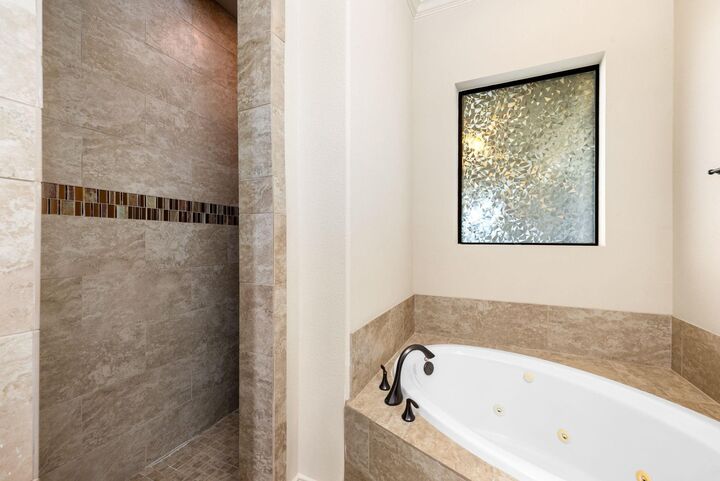 Property Photo:  32 Evangeline Boulevard  TX 77304 