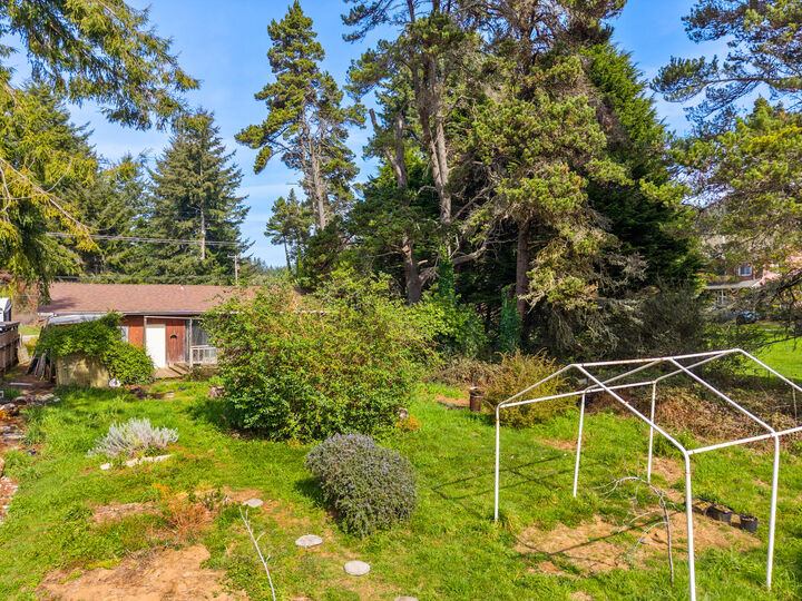 1896 Blake Road  McKinleyville CA 95519 photo