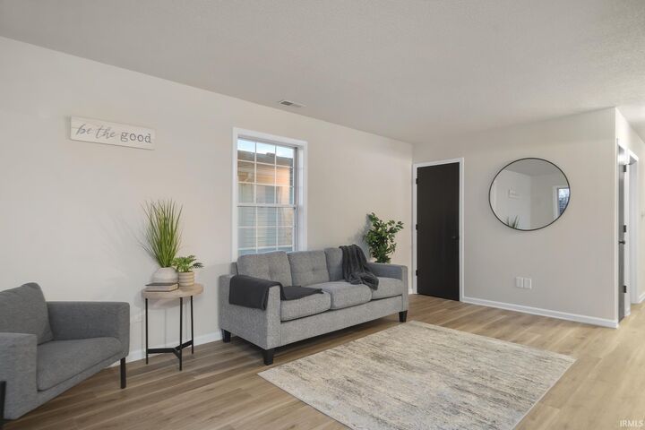 Property Photo: 4915 Charlotte Avenue IN 46815-6835