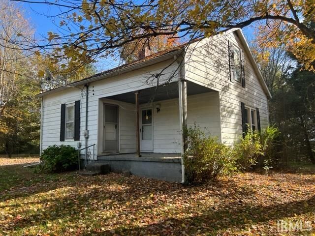 Property Photo: 200 N Eskew Road IN 47601-9655