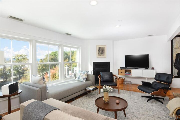 Property Photo: 27 N Buckhout Street 2 NY 10533