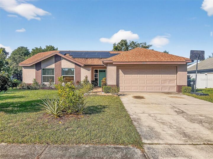 Property Photo: 5794 Grand Canyon Drive FL 32810