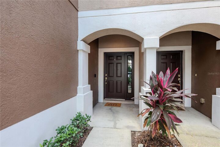 Property Photo:  4855 Pond Ridge Drive  FL 33578 