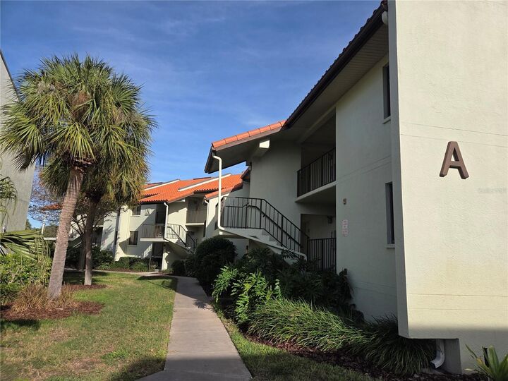 Property Photo:  1515 Pinellas Bayway S A6  FL 33715 