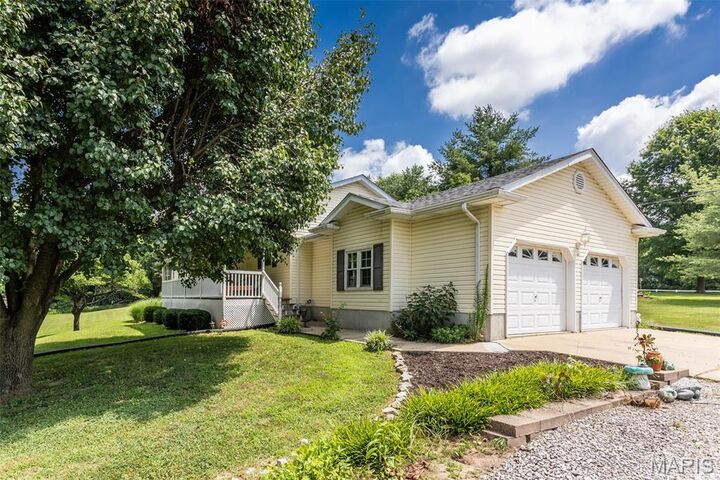 Property Photo:  40 Ridge Street  IL 62067 