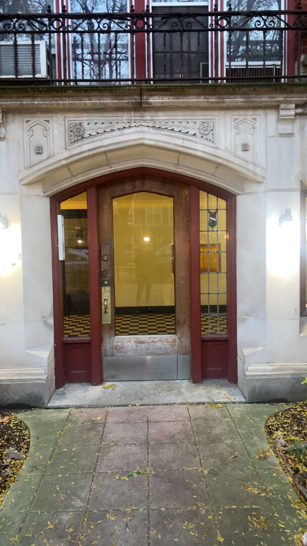 Property Photo: 2233 E 70th Place 1 IL 60649