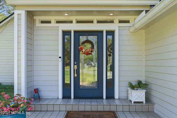 Property Photo:  2850 Mandarin Meadows Drive S  FL 32223 