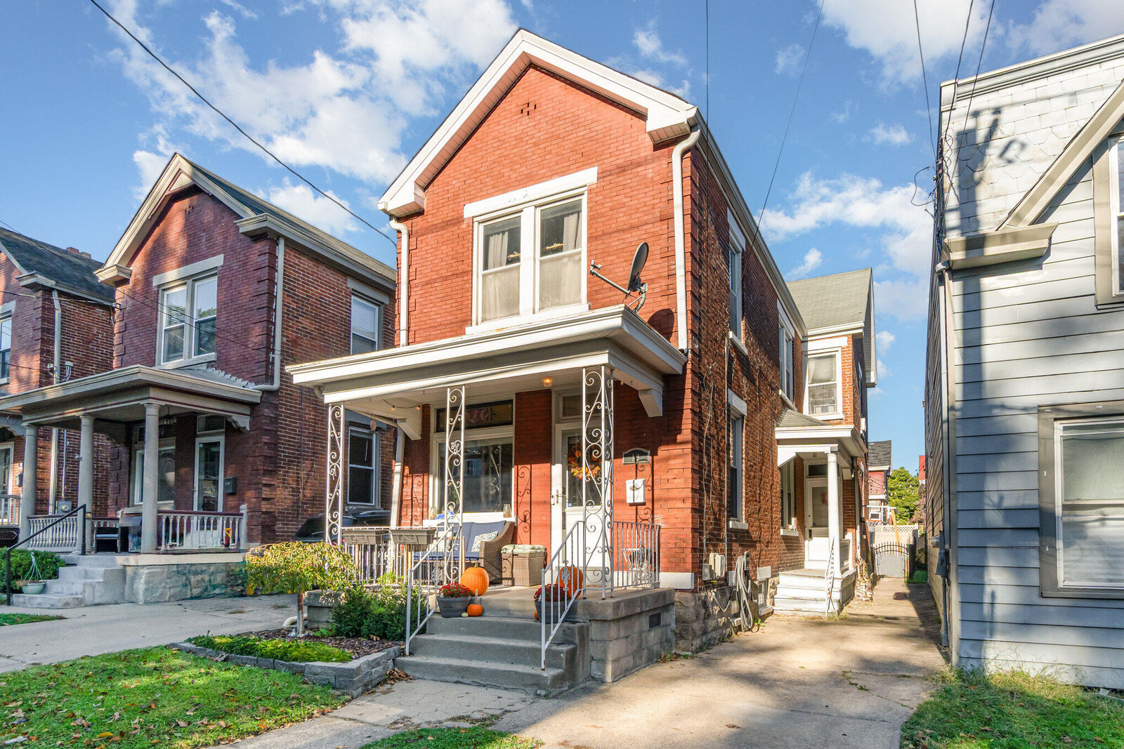 Property Photo:  19 16th Street  KY 41071 