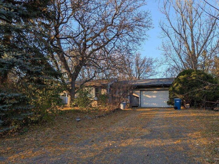 31 Demont Avenue E  Little Canada MN 55117 photo