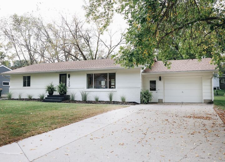 Property Photo: 720 Lantha Avenue SE MN 55321