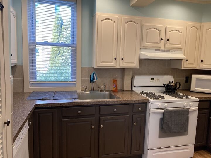 Property Photo:  38 Fairview St 1  MA 02131 