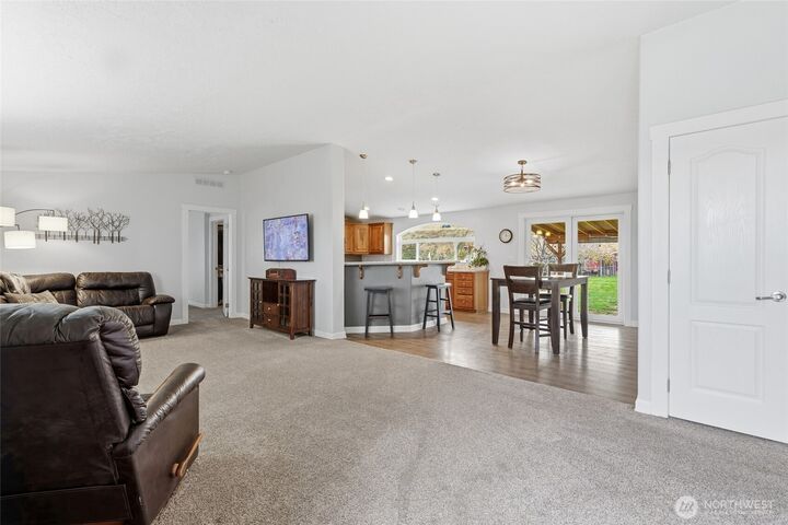 Property Photo:  54  Baldwin Road  WA 99362 