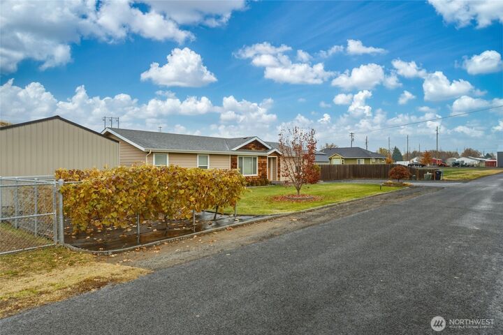 Property Photo:  54  Baldwin Road  WA 99362 