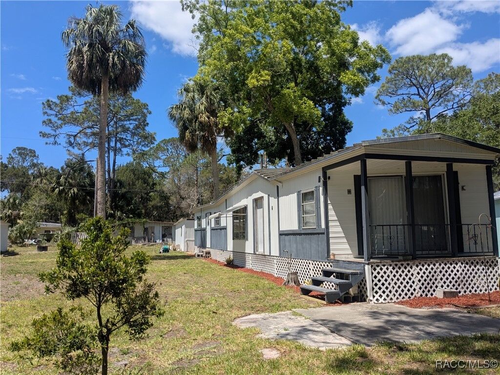 Property Photo: 37 63rd Street FL 34498
