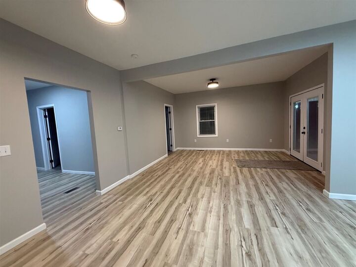 Property Photo: 1727 Hilldell Avenue IN 47374