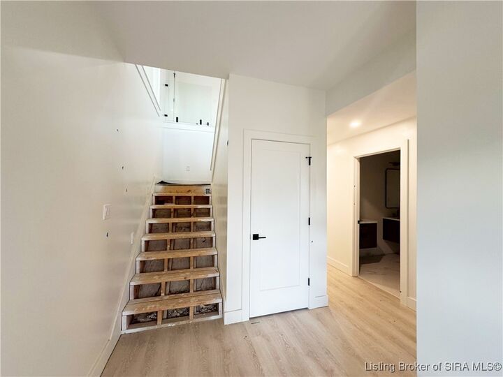 Property Photo: 1019 Ridgeview Drive IN 47130