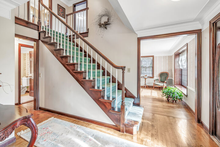 Property Photo:  160 Old Coach Lane  CT 06614 