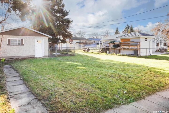 Photo de la propriété: 1243 1st Street E SK S6V 0E2