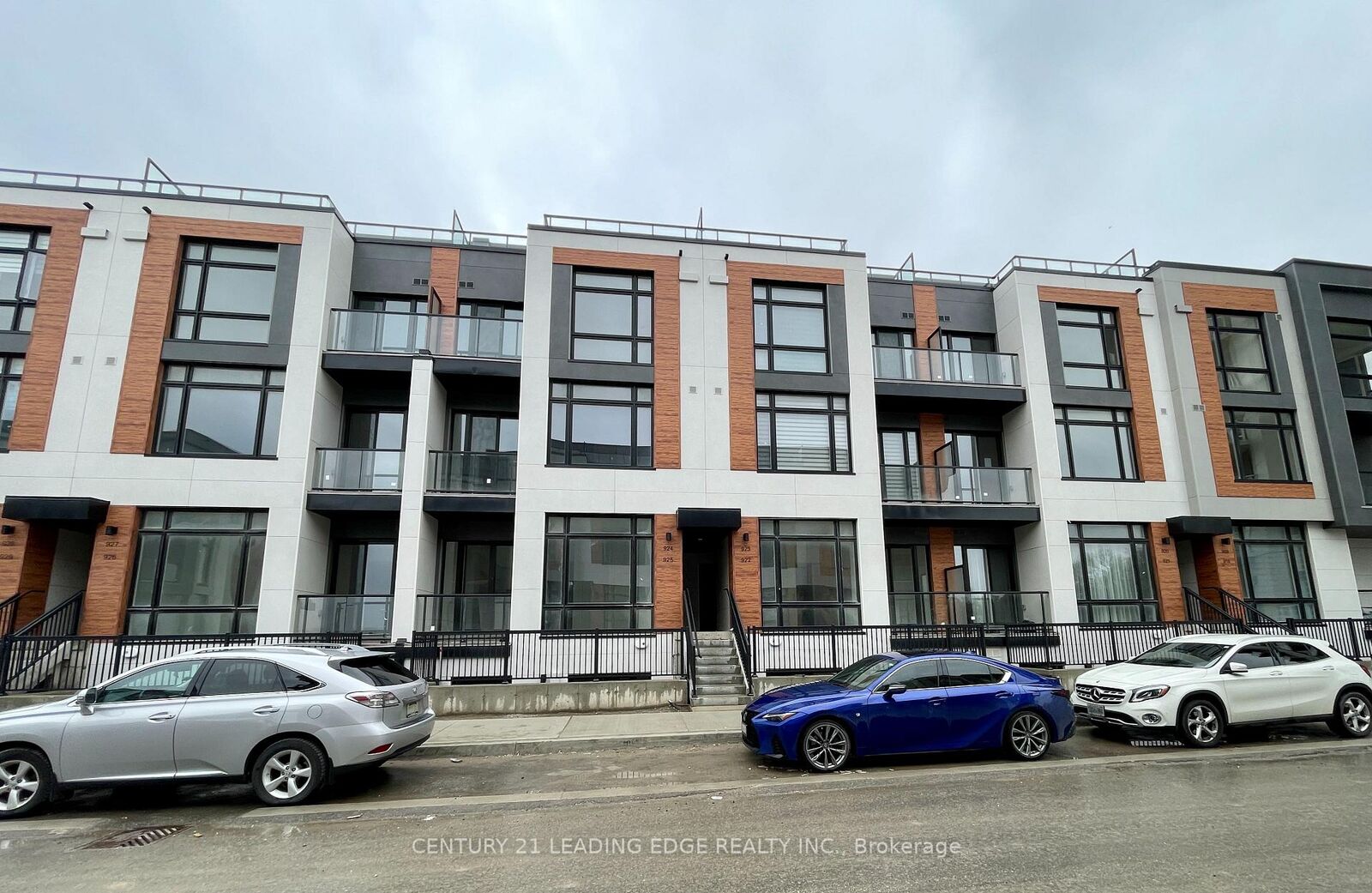 Property Photo: 2 Steckley House Lane 924 ON L4S 0N4