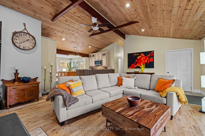 Photo de la propriété:  25 Sugarbush Boulevard  ON K0L 1J0 