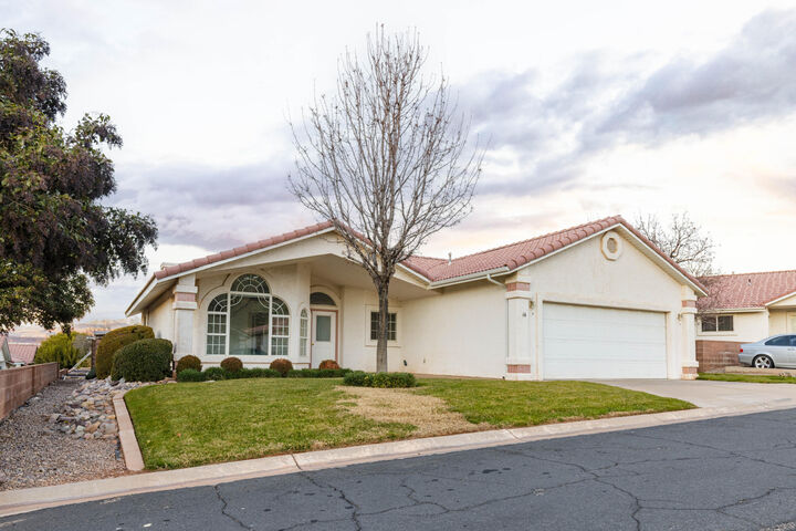 Property Photo: 2045 S 1400 E #14 UT 84790