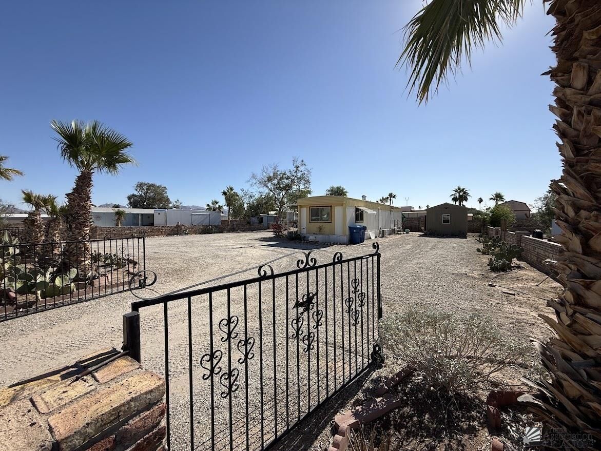 Property Photo: 12371 E 37 St AZ 85367